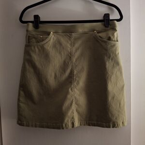 Hearts Of Palm Women's Olive Green Skorts